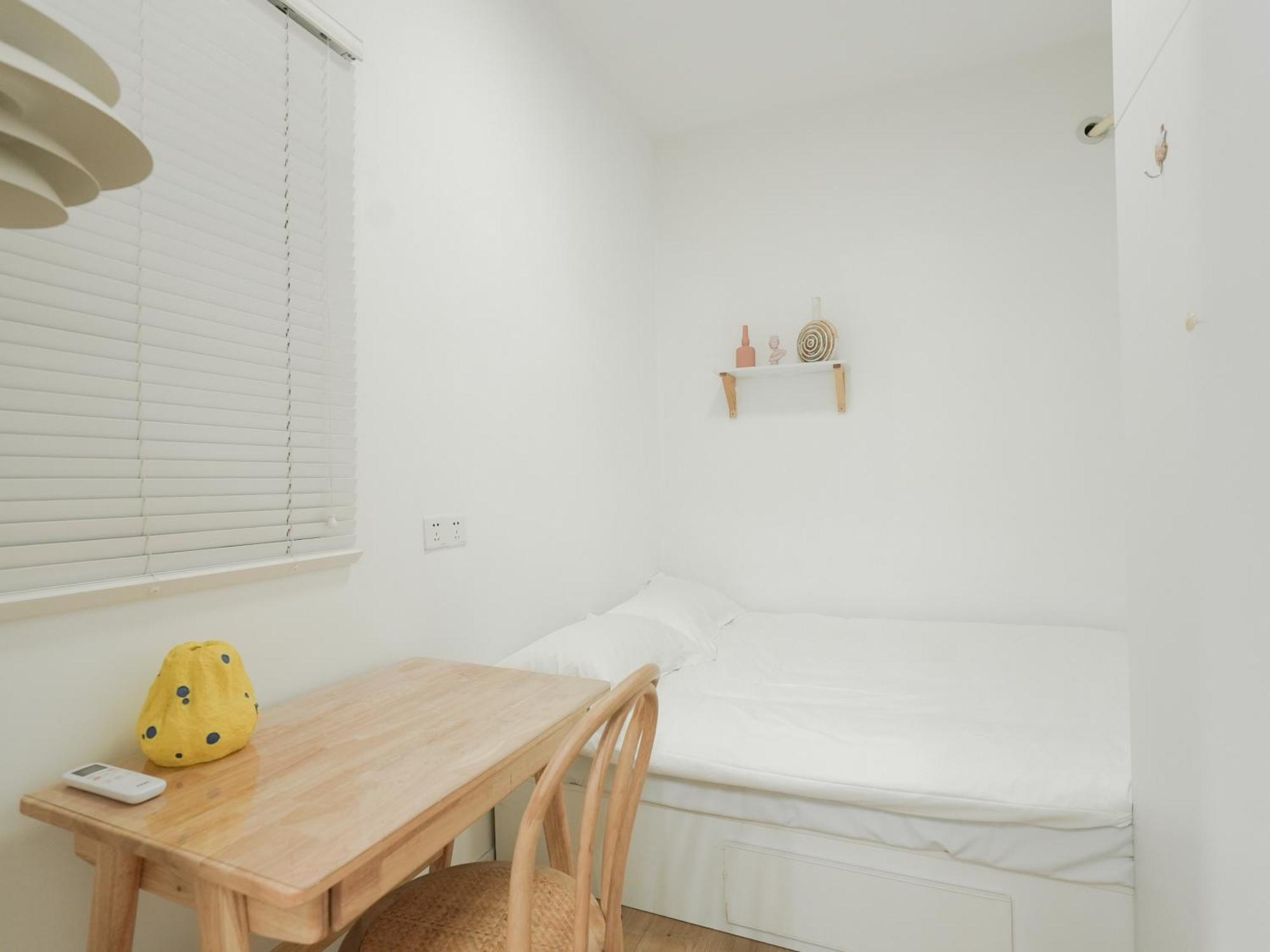 Wutong District Sunshine 2 Bedrooms 2 Beds With Kitchen And Bathroom, Laundry And Cooking, Close To Zhongshan Park Business District Leyihome Close To Zhongshan Park Apartment
