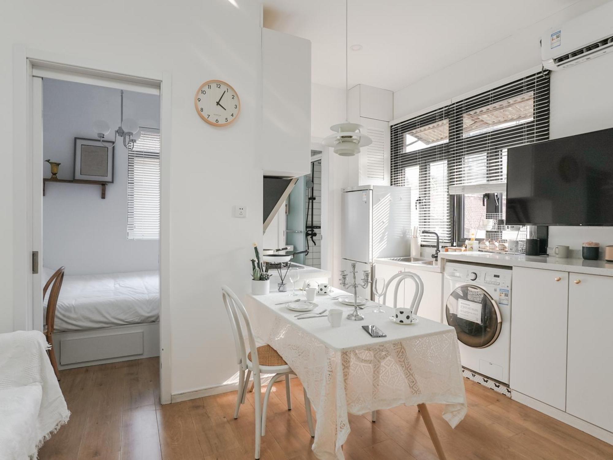 Apartment Wutong District Sunshine 2 Bedrooms 2 Beds With Kitchen And Bathroom, Laundry And Cooking, Close To Zhongshan Park Business District Leyihome Close To Zhongshan Park Shanghai