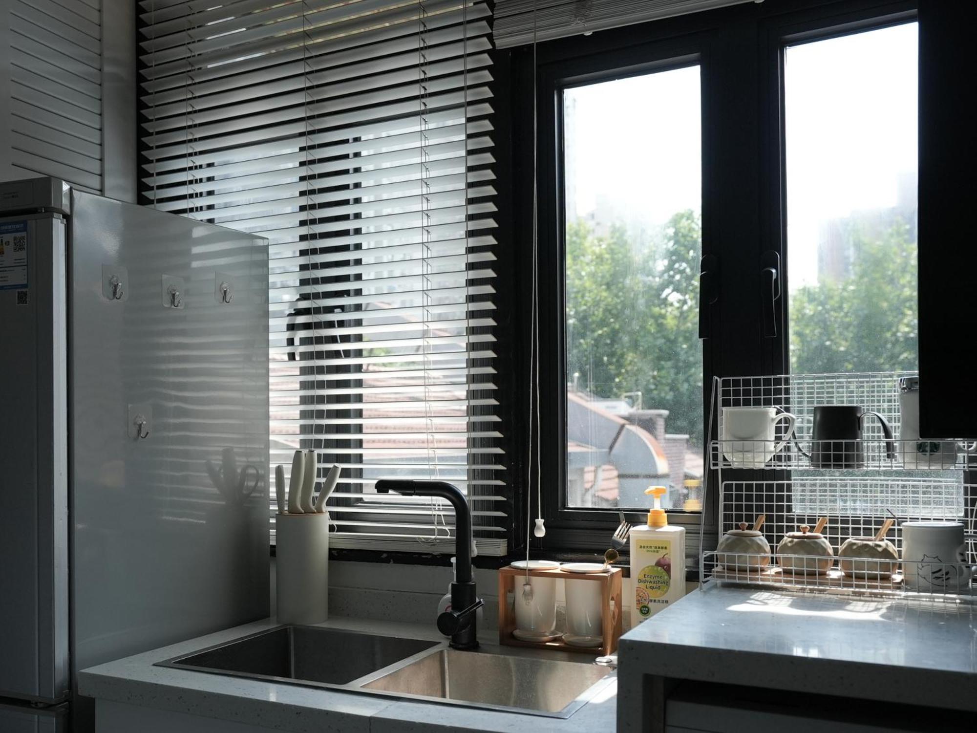 Apartment Wutong District Sunshine 2 Bedrooms 2 Beds With Kitchen And Bathroom, Laundry And Cooking, Close To Zhongshan Park Business District Leyihome Close To Zhongshan Park Shanghai