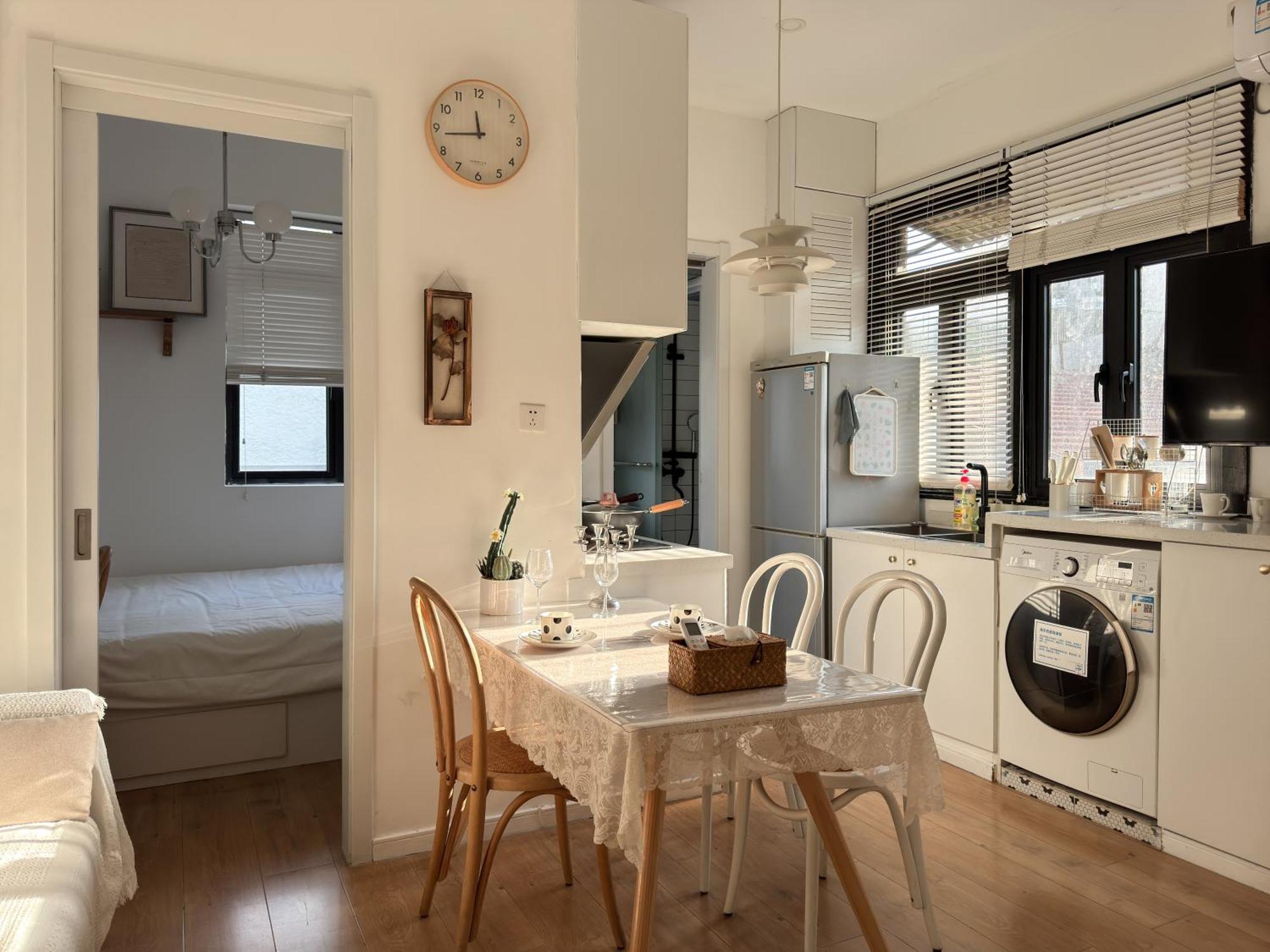 Wutong District Sunshine 2 Bedrooms 2 Beds With Kitchen And Bathroom, Laundry And Cooking, Close To Zhongshan Park Business District Leyihome Close To Zhongshan Park Apartemen
